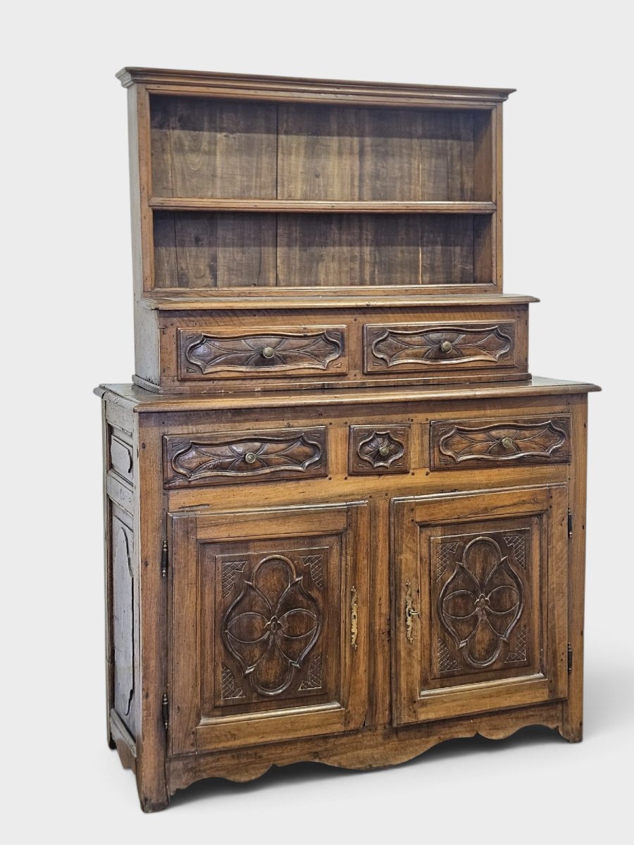 Buffet vaisselier piémontais en noyer – Début du XIXe siècle