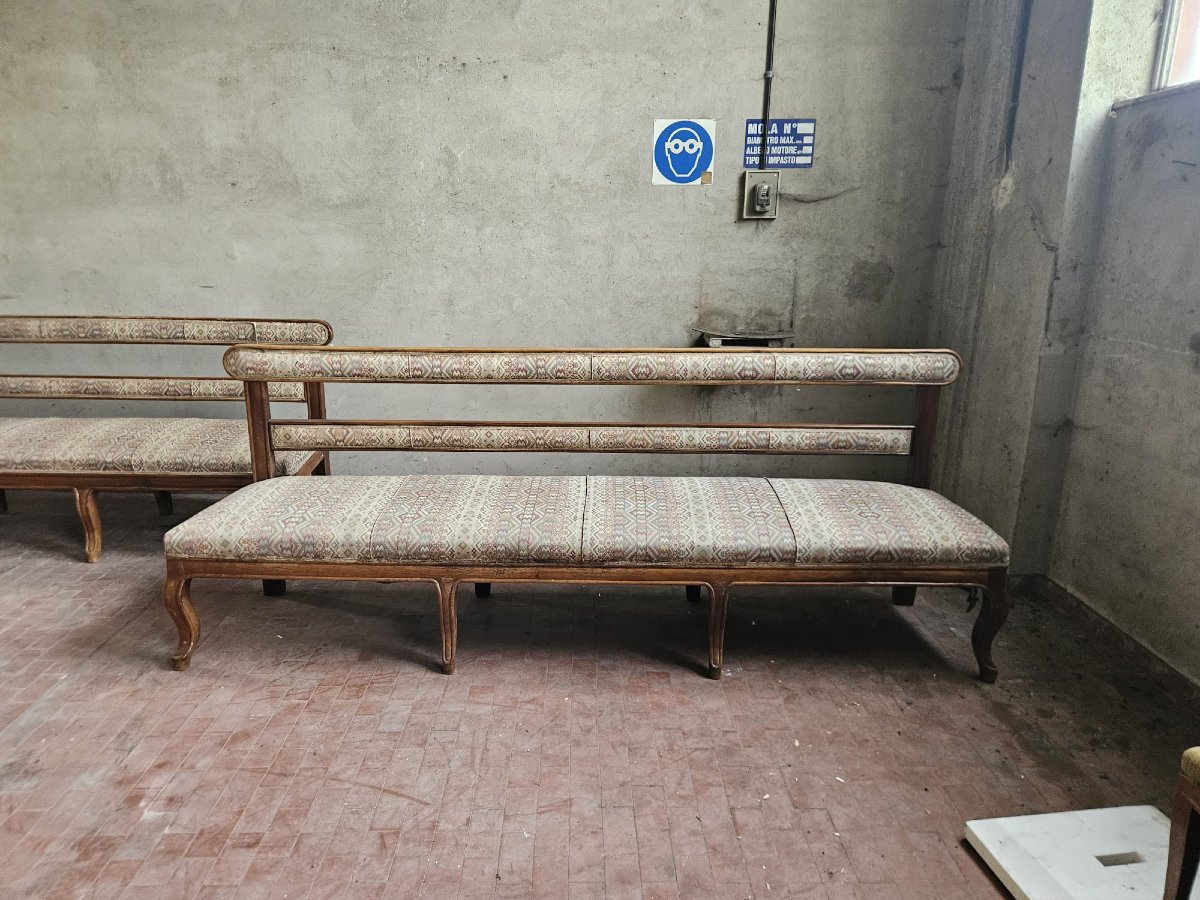 Paire de grandes banquettes piémontaises en noyer – Milieu du XIXe siècle-photo-2