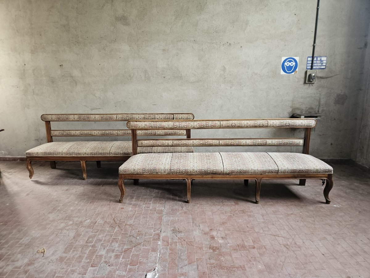 Paire de grandes banquettes piémontaises en noyer – Milieu du XIXe siècle-photo-1