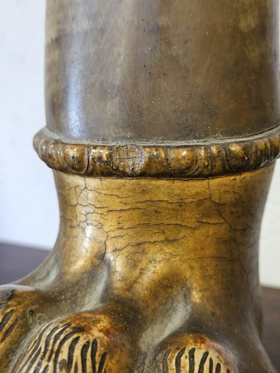 Paire de cornes de bœuf avec socles en bois sculpté et doré – Première moitié du XIXe siècle-photo-1