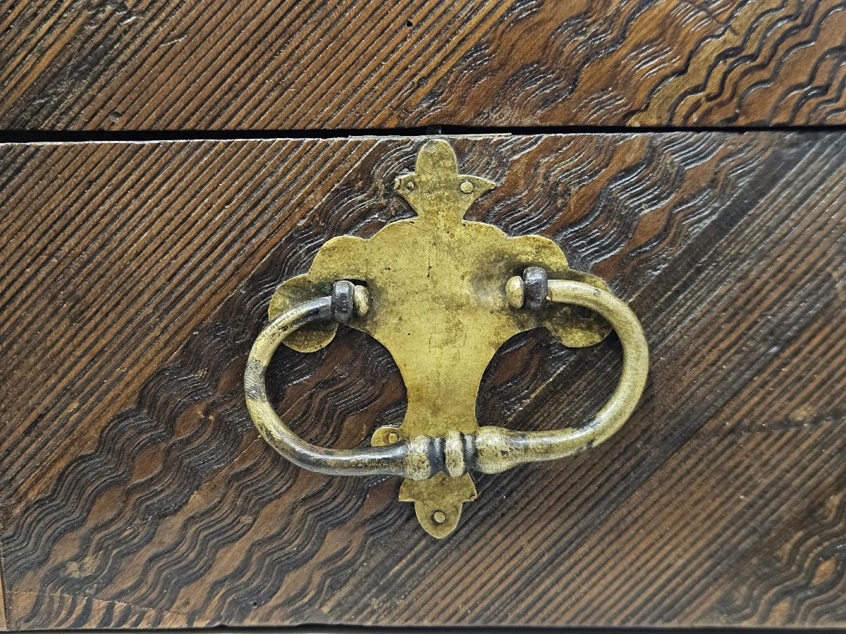 Antique, Finely Engraved Wooden Nautical Box – 19th Century-photo-1