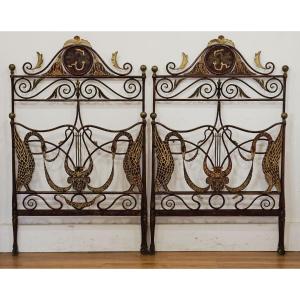 Pair Of Forged And Highlighted Iron Beds - Year Of Construction 1844