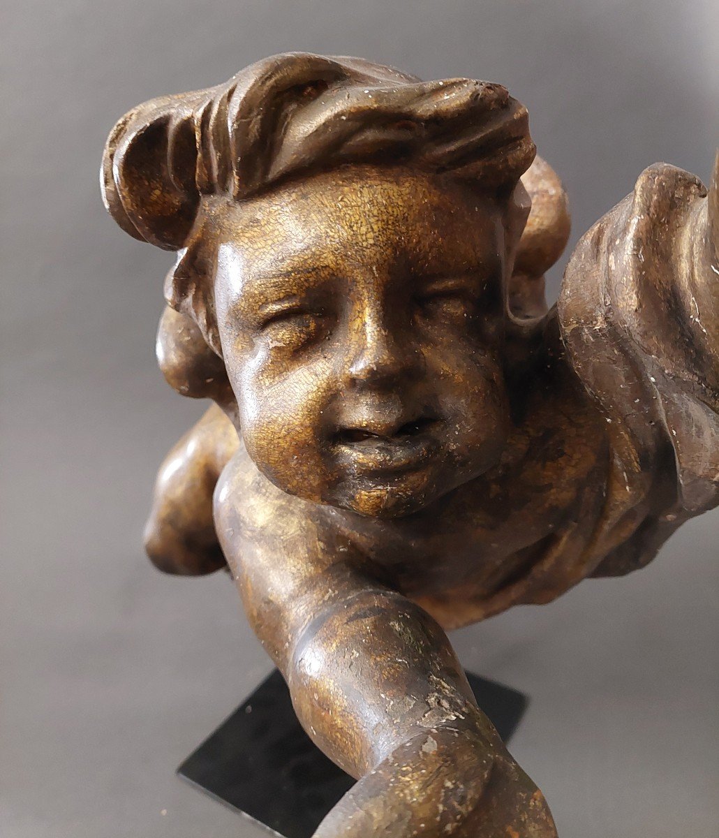 Angel Sculpture. 18 Centuries.-photo-2