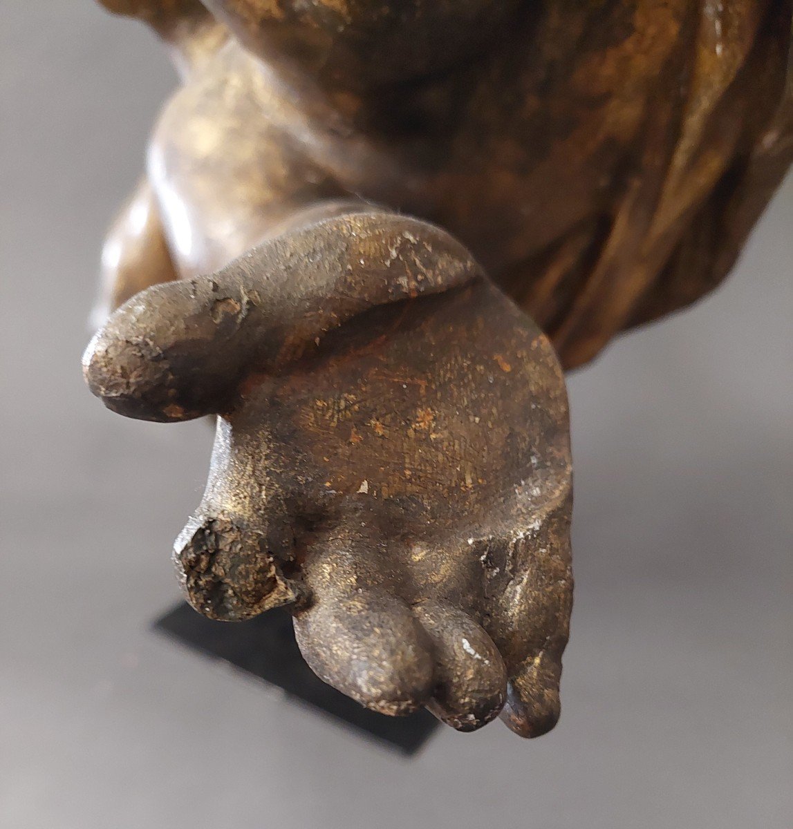 Angel Sculpture. 18 Centuries.-photo-3