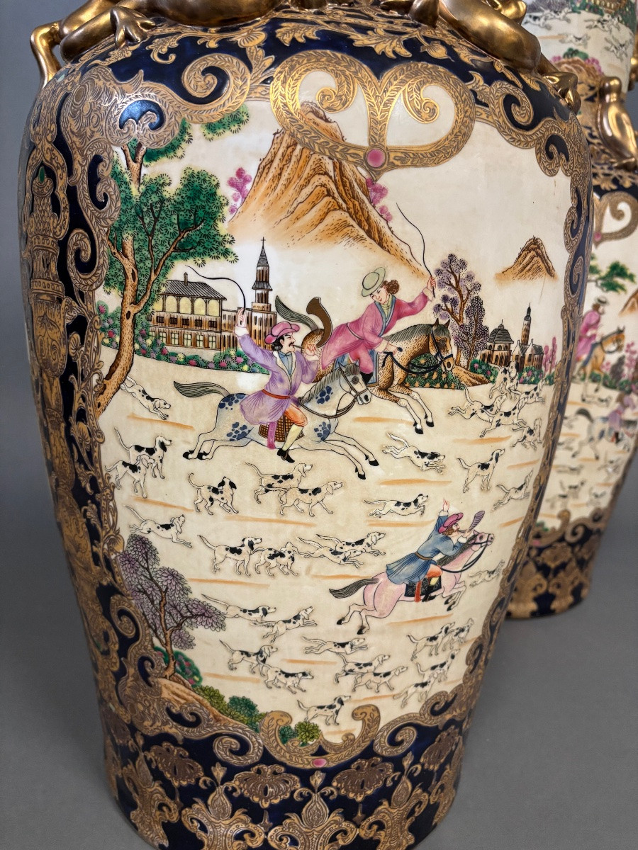Large Vase. China In The 20th Century.-photo-3