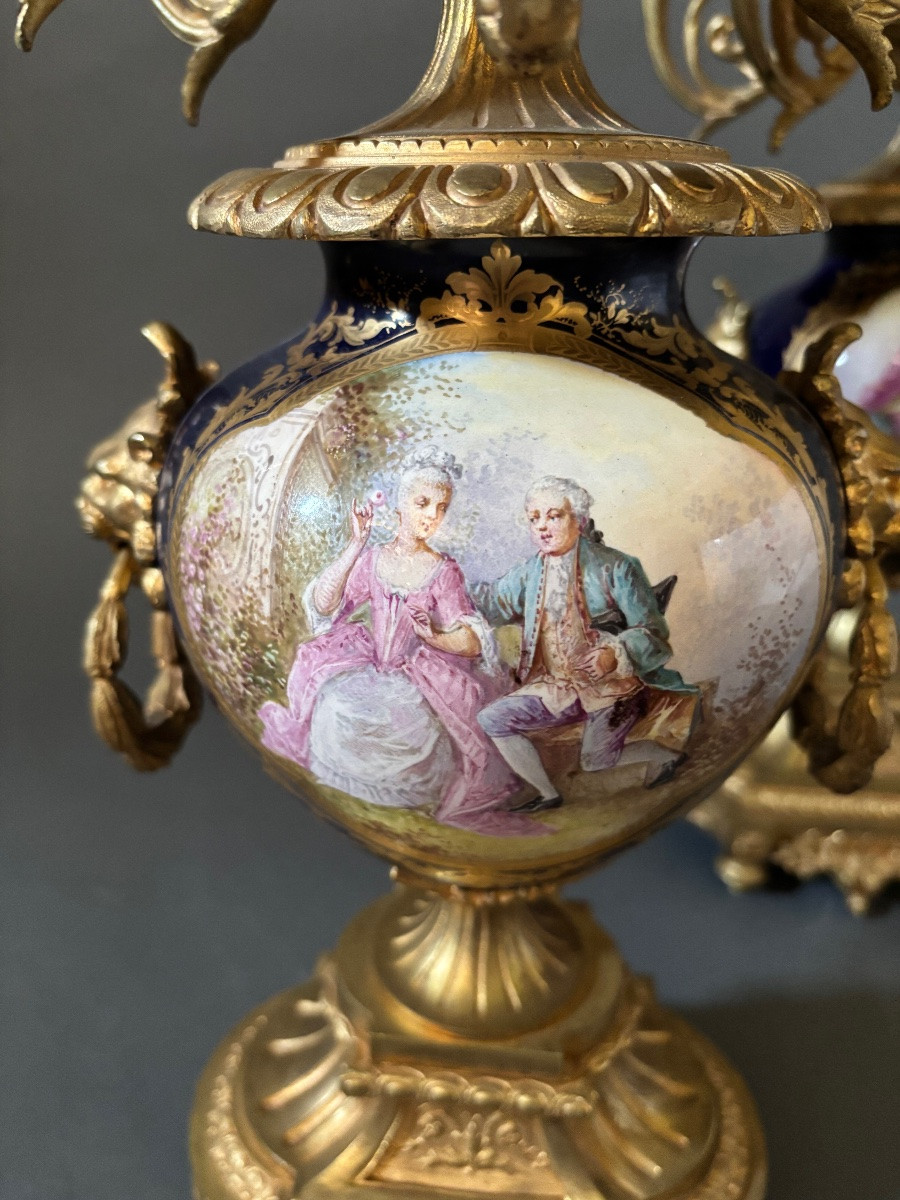 Bougeoirs En Bronze Avec Porcelaine. 19ème Siècle.-photo-3