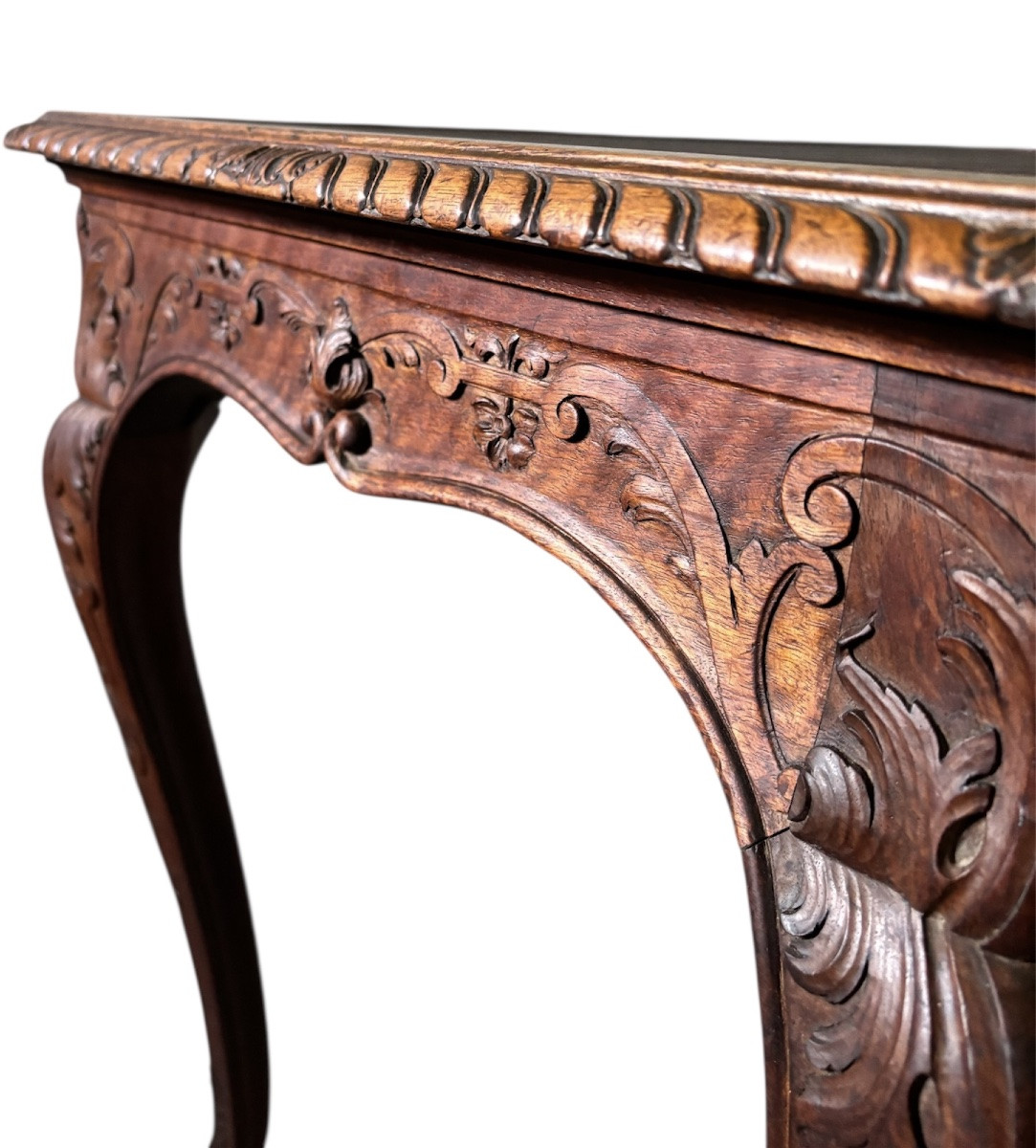Table en noyer. 19ème siècle.-photo-1