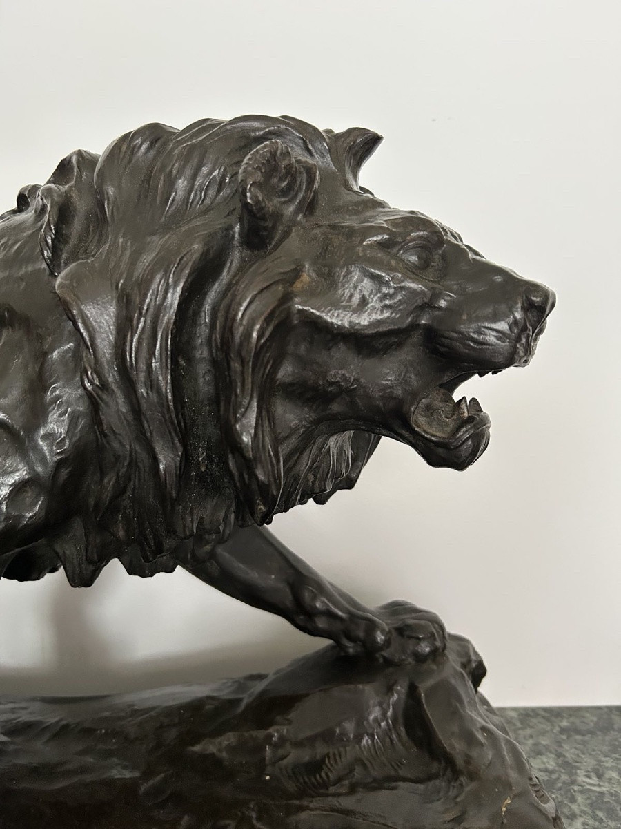 Sculpture de lion en bronze de Paul Thomas.-photo-3