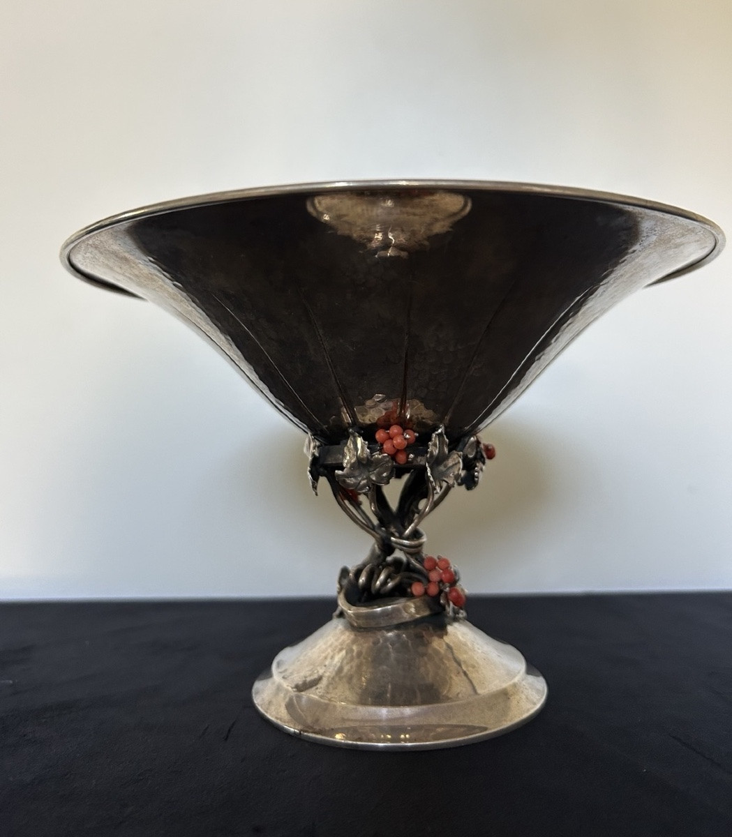 Vase en argent avec coraux.-photo-2