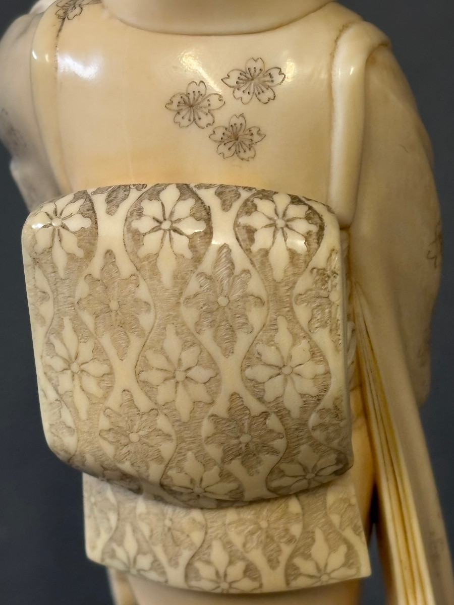 Ivory Sculpture. 19th Century.-photo-2