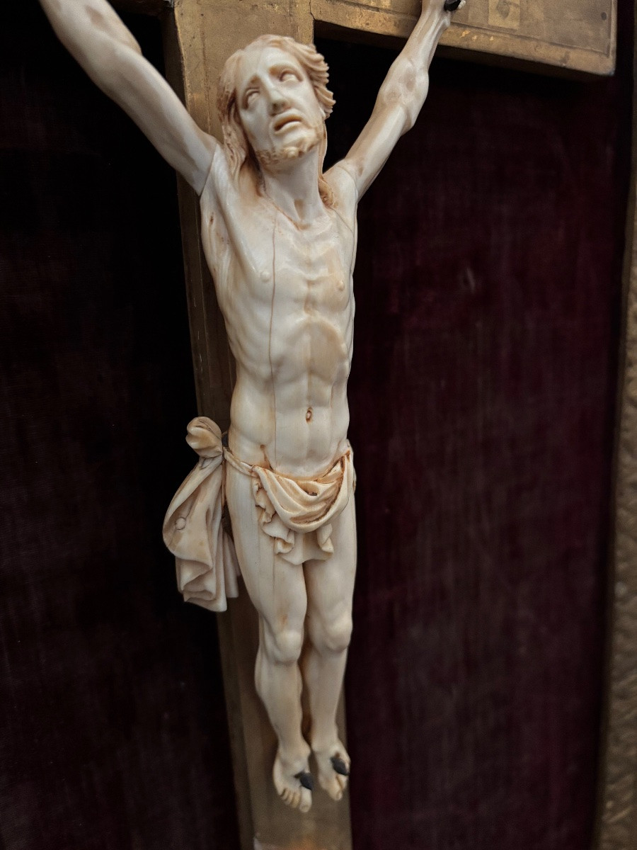 Christ en ivoire. XVIIIe siècle.-photo-3