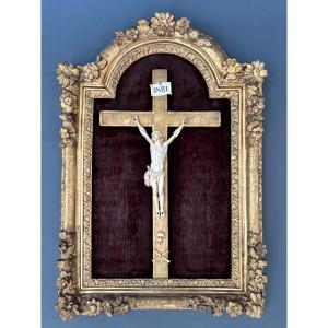 Christ en ivoire. XVIIIe siècle.
