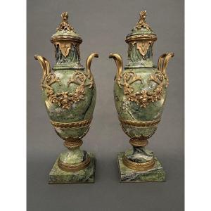 Vases. Marbre, bronze. XIXe siècle.