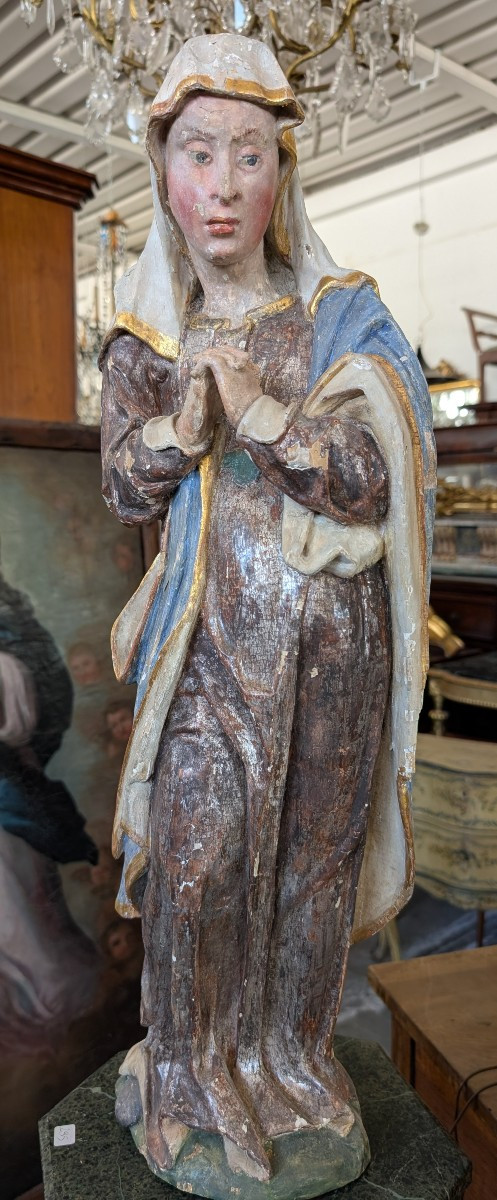 Polychrome Wooden Sculpture Of The Virgin In Prayer – 18th Century