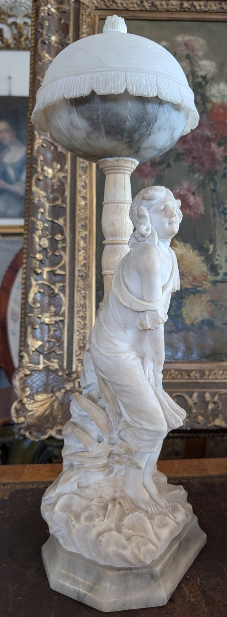 Lampe-sculpture en albâtre, manufacture toscane, début du XXe siècle-photo-1