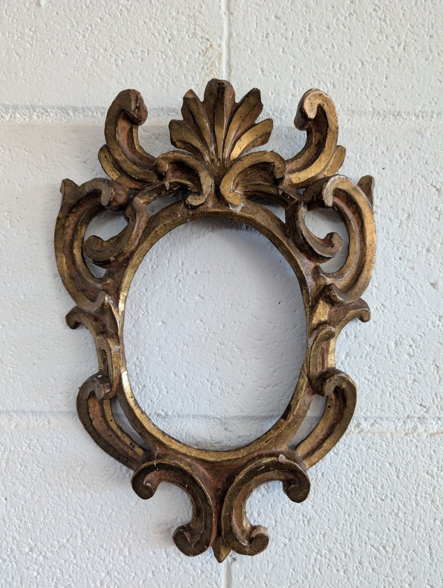 Fiorentine Oval Carved And Gilded Wooden Frame – Late 17th Century-photo-3