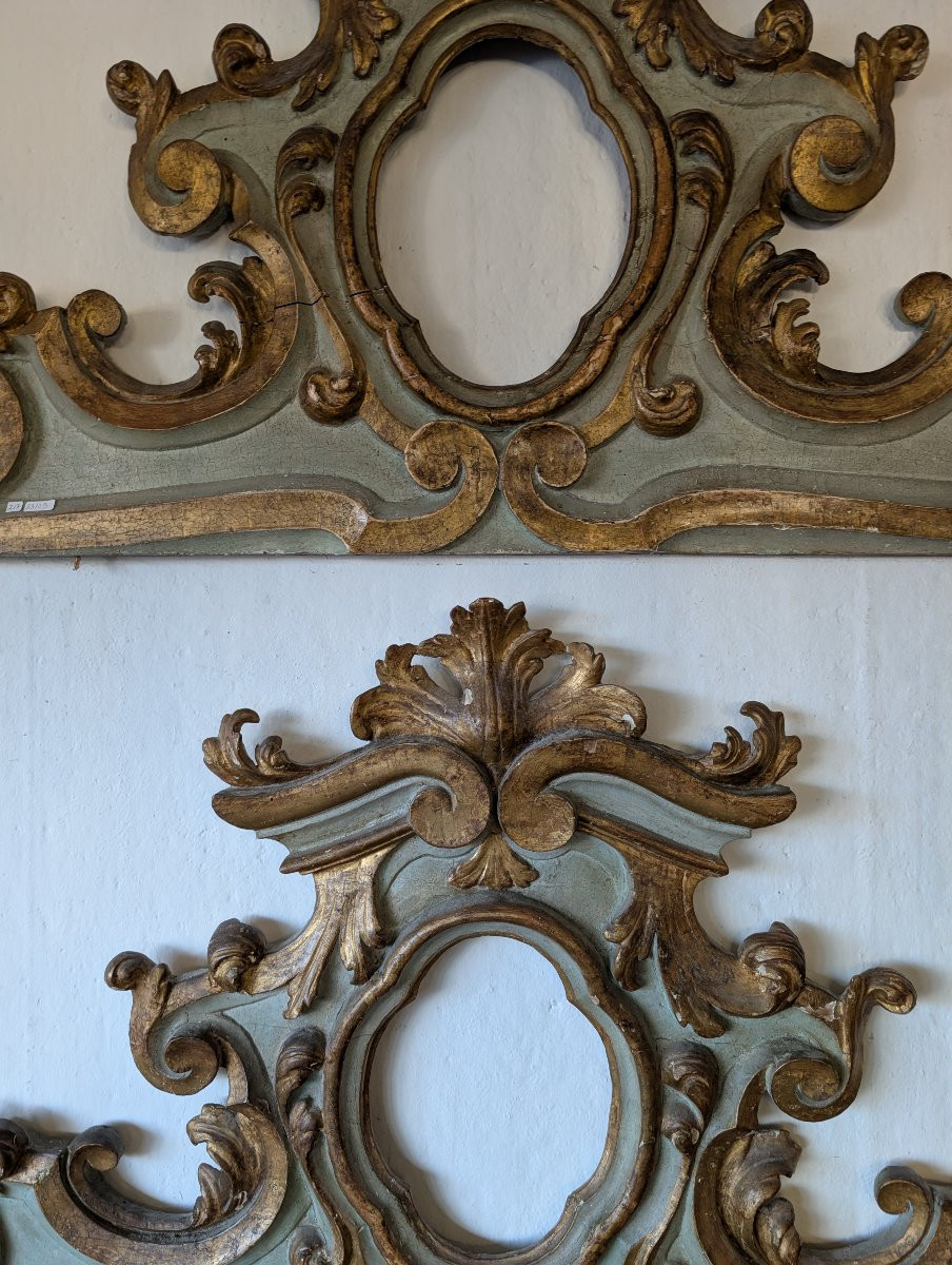 Paire de dessus-de-porte anciens laqués et dorés – début XVIIIe siècle-photo-4