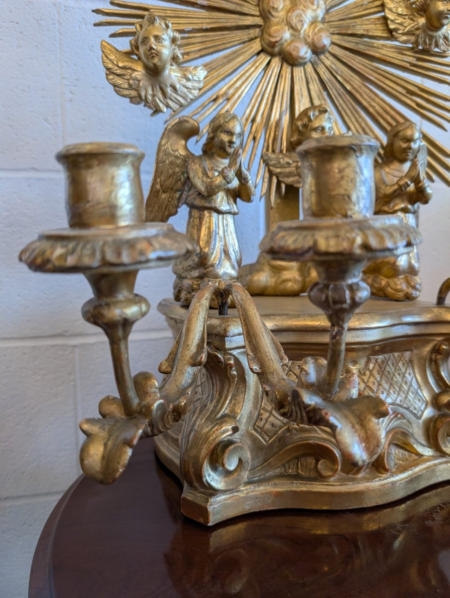 Petit autel de dévotion en bois sculpté et doré à la feuille d’or-photo-4