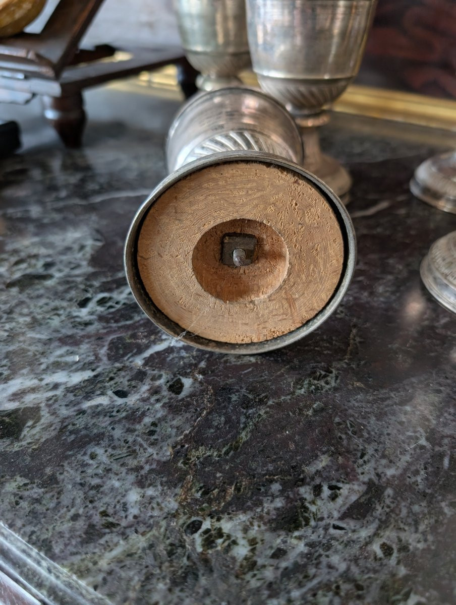 Lot de cinq porte-palmes liturgiques en métal argenté – Art sacré, XIXe siècle-photo-4