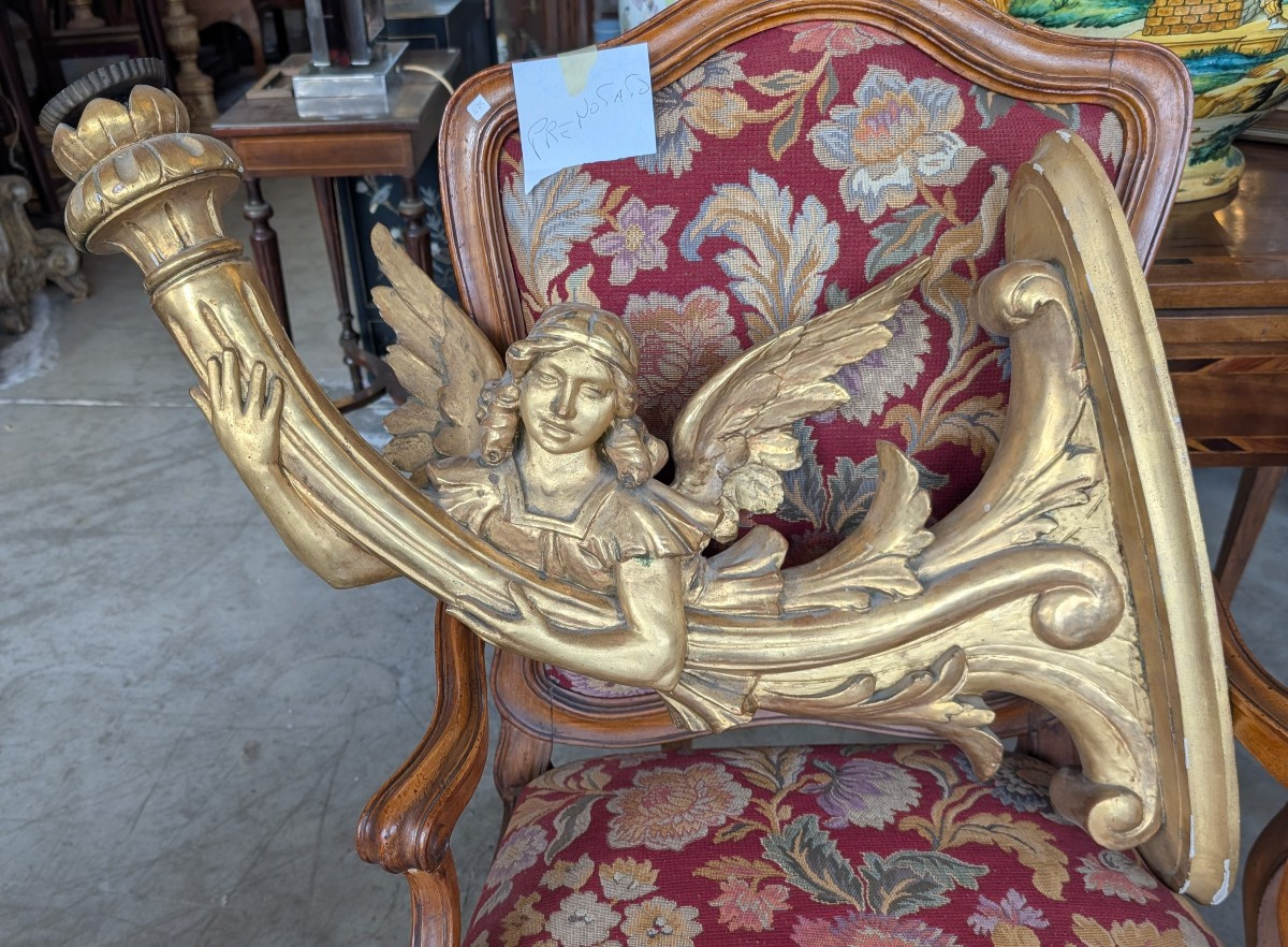 Paire d’anges porte-cierge en bois doré XIXe siècle-photo-3