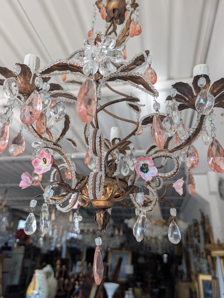 Small 3-light Chandelier In Gilded Iron, Crystal, And Porcelain – 1950s-photo-2
