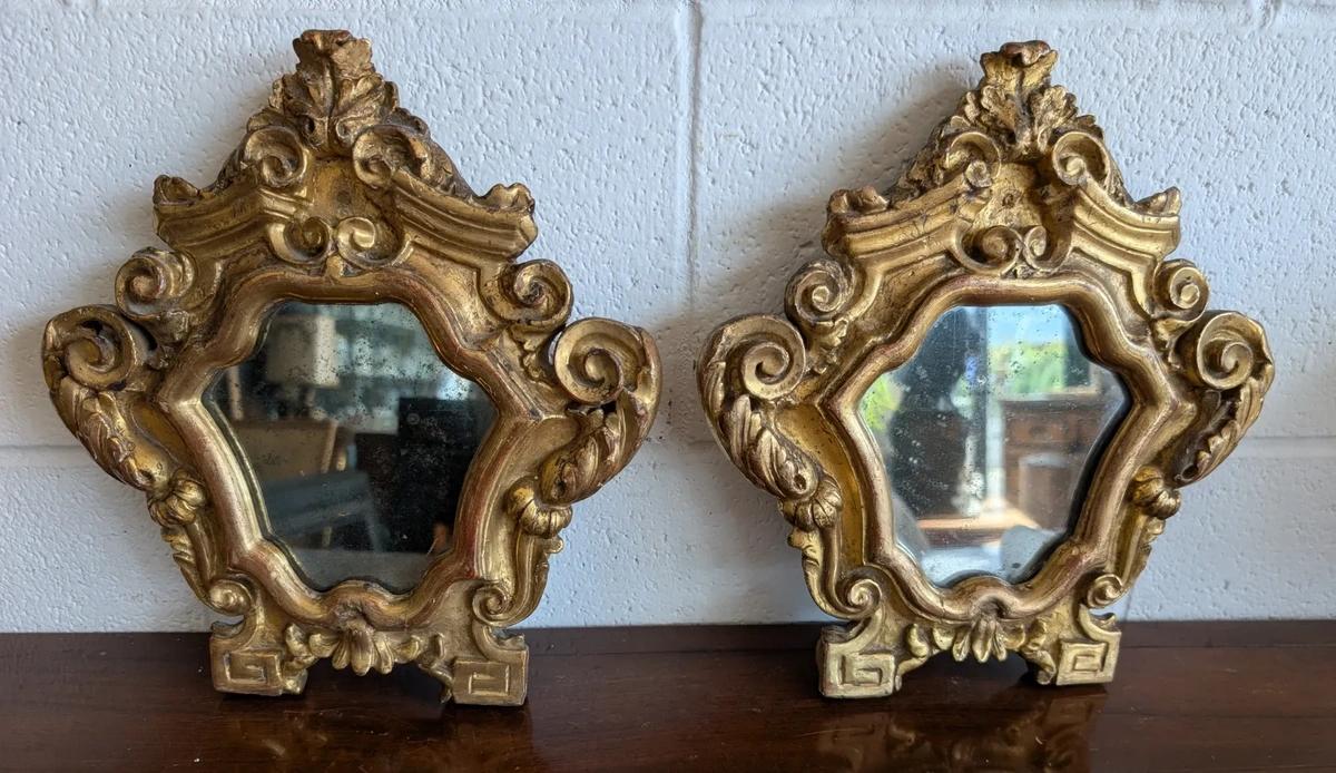 Paire de petits miroirs génois de style Louis XV en bois sculpté et doré – XVIIIe siècle-photo-5