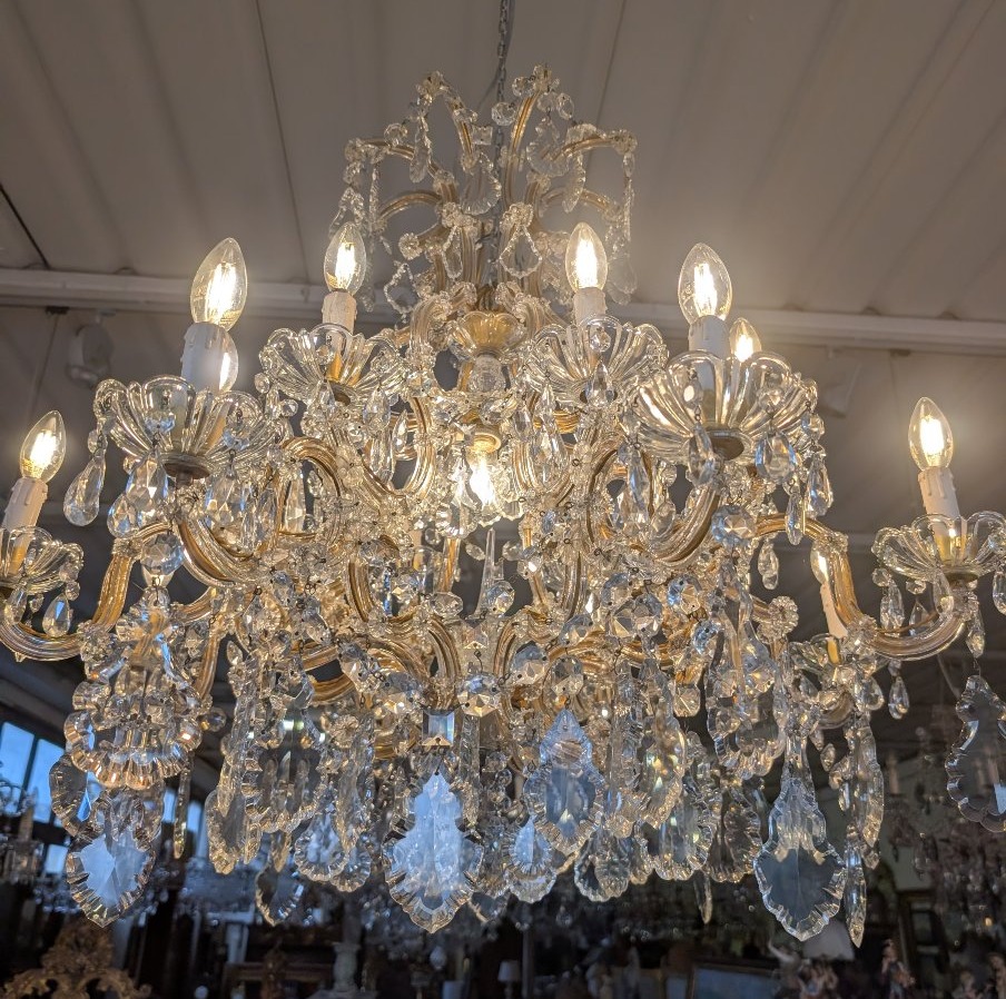 Large Maria Teresa 17-light Crystal Chandelier – First Half Of The 20th Century-photo-2