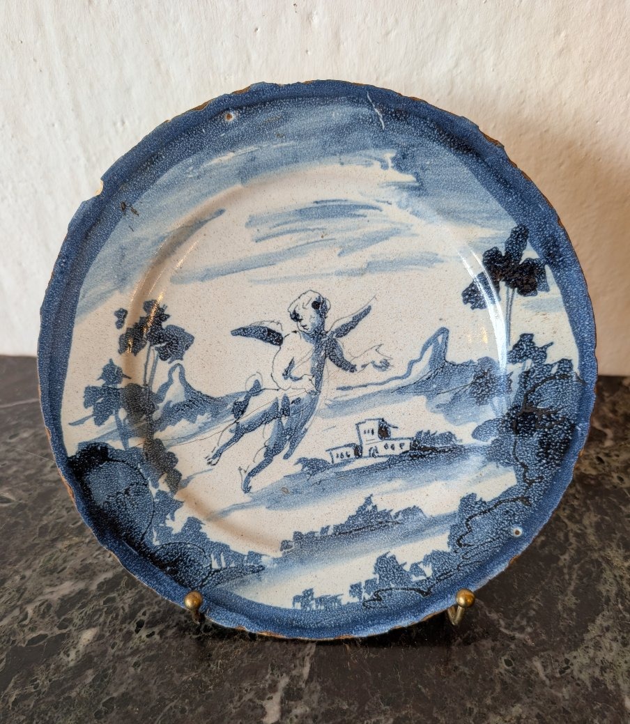 Assiette ancienne en faïence de Savone – XVIIIe siècle