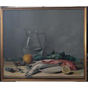 Nature morte aux poissons, artichauts et pichet en verre – XXe siècle