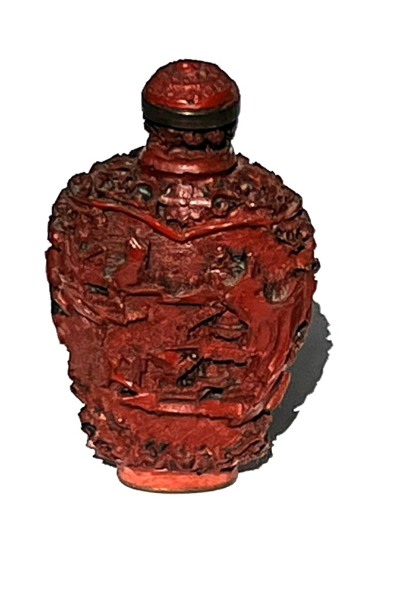 Tabatière, ou pot à opium, en laque de Pékin sculptée, fin19ème siècle.