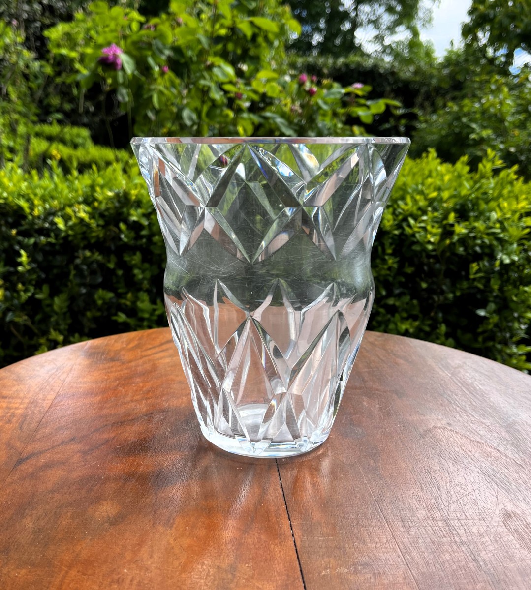Vase en cristal de Baccarat, 20ème siècle.