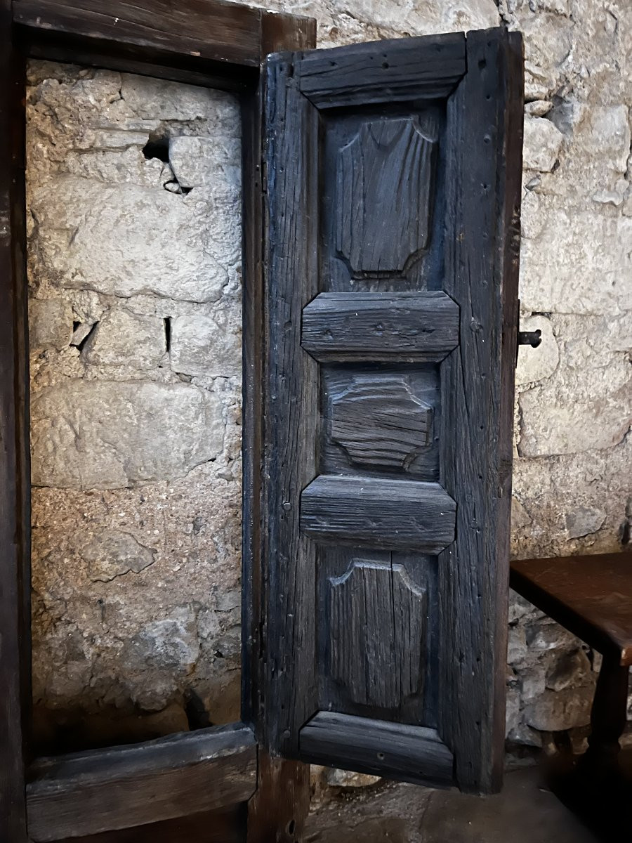 Volet-fenêtre espagnol du 17ème siècle.-photo-2
