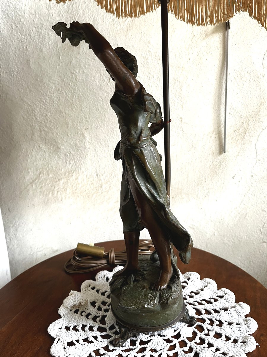 "the Girl With Fruit", A Statuette Signed Tremo, In Spelter, Art Nouveau Style-photo-2