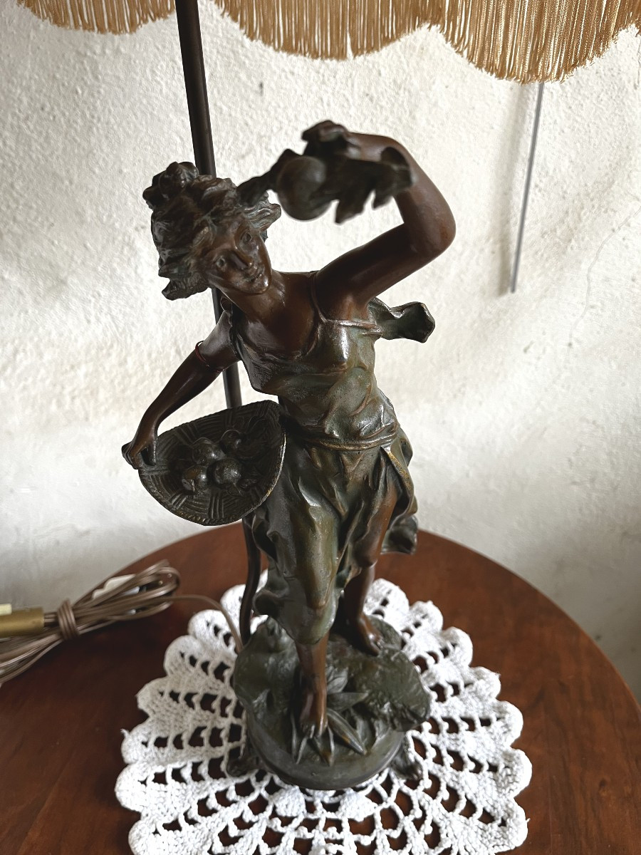 "the Girl With Fruit", A Statuette Signed Tremo, In Spelter, Art Nouveau Style