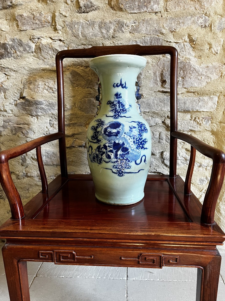 19th Century Chinese Vase, Blue On Celadon Background, 45 Cm Tall, In Perfect Condition.
