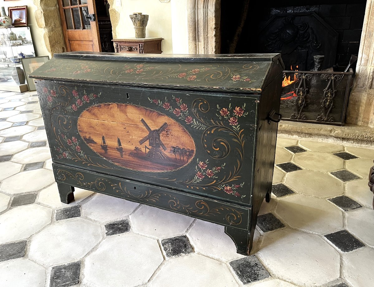 Dutch Hindeloopen Style Chest, With Hand-painted Decoration On A Dark Green Background.-photo-2