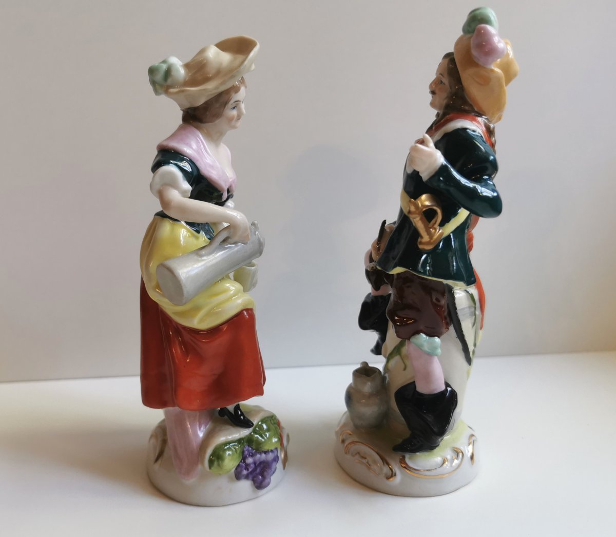 Mousquetaire et sa compagne, porcelaine de Saxe XXème siècle-photo-1