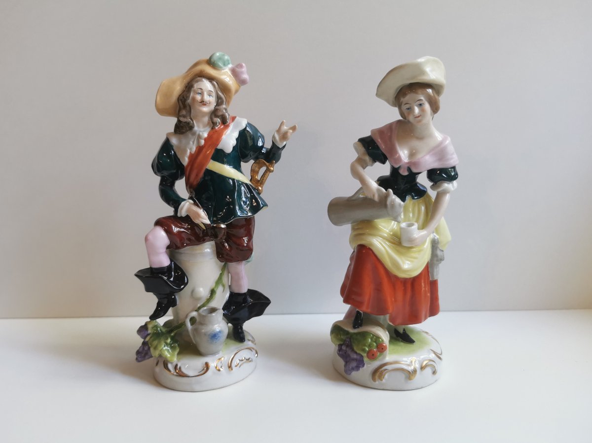 Mousquetaire et sa compagne, porcelaine de Saxe XXème siècle
