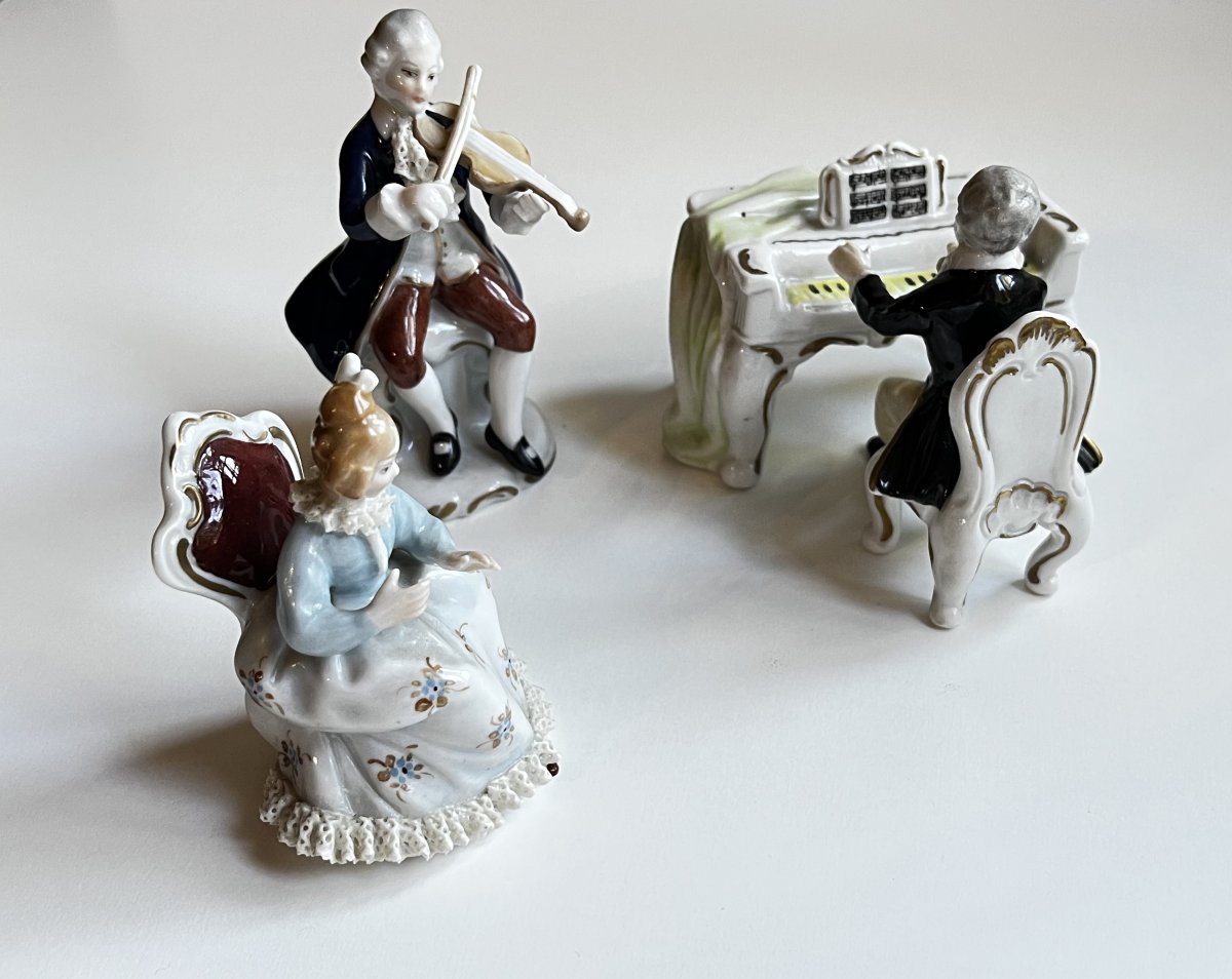 "Le Concert", groupe en porcelaine de Saxe du milieu XXème siècle, représentant Schubert.