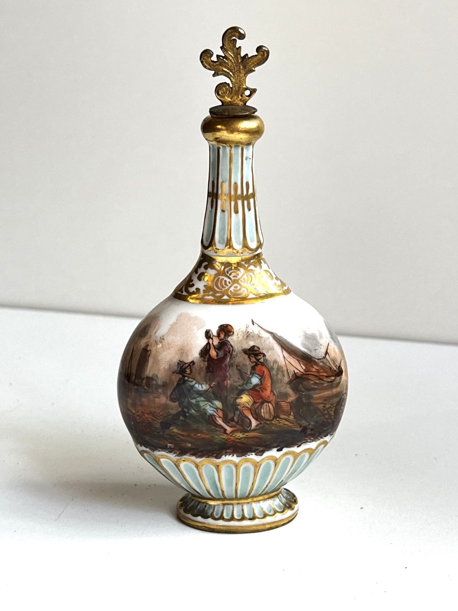 Perfume Bottle, Saxon Porcelain, 19th Century.