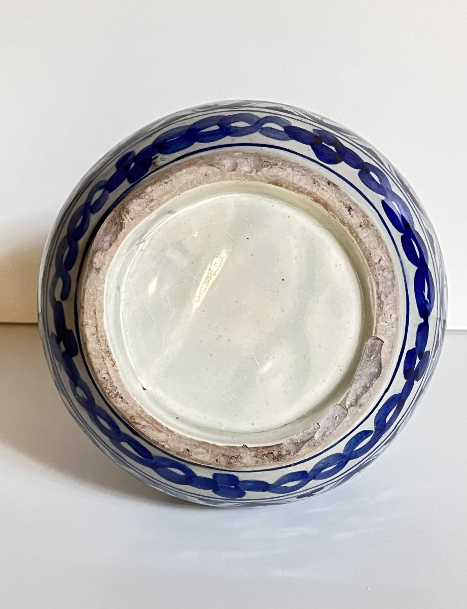 19th-century Chinese Porcelain Vase, With Blue Decoration On A Celadon Background-photo-4