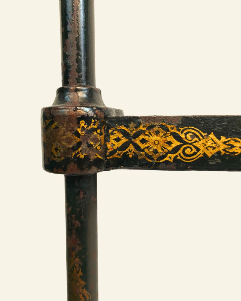 Superbe tête de lit ancienne d’origine anglaise en fer massif – Warden & Hotchkiss-photo-5