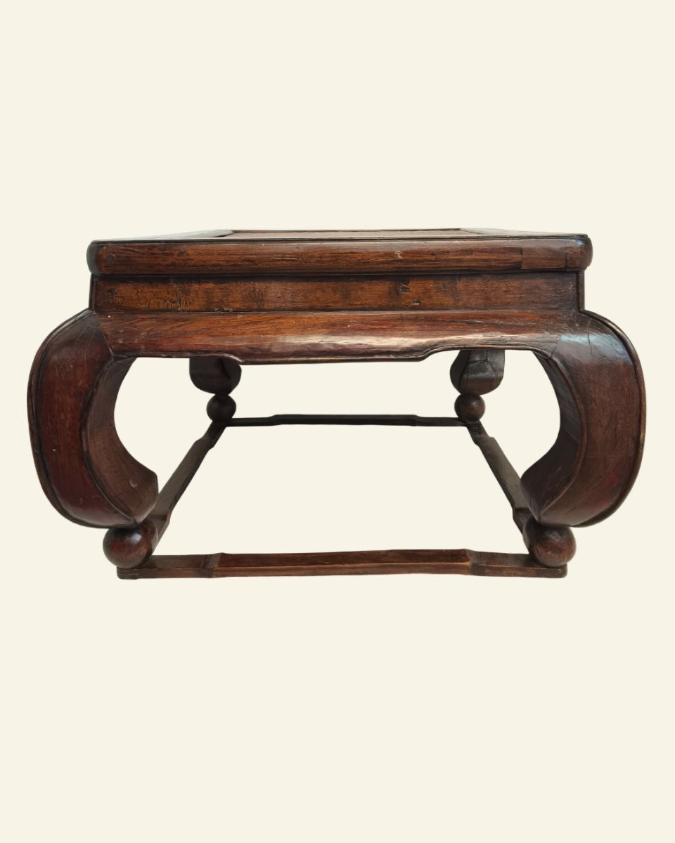 Antique Chinese Elm Wood Table With A Rattan Top – 19th Century – Height: 51 Cm-photo-2