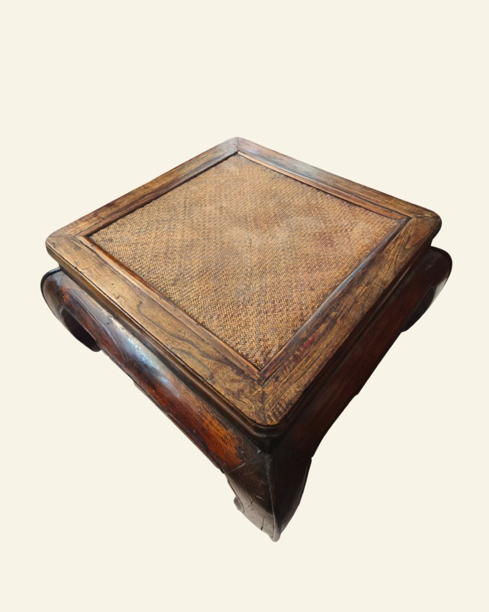 Table basse chinoise ancienne en orme, plateau en rotin, XIXe siècle-photo-3