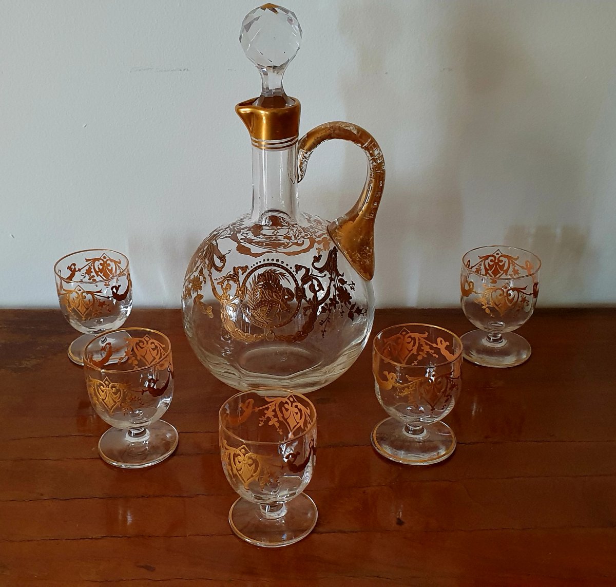 Liqueur Carafe And Its 5 Glasses