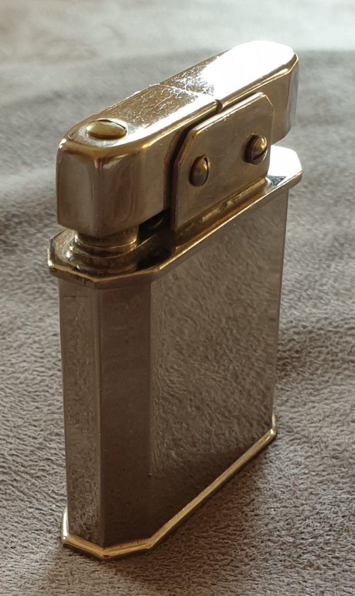 Foreign Chromed Metal Lighter-photo-4