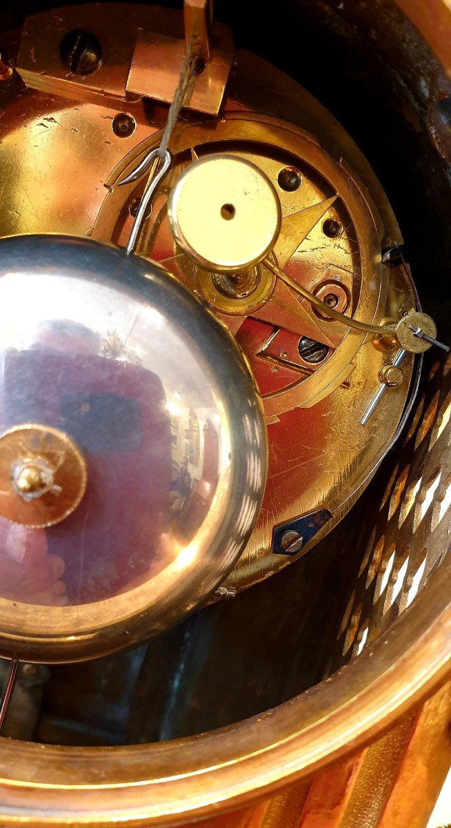 Pendule En Bronze Doré d'époque Louis XVI Signée Lepaute Horloger Du Roi-photo-2