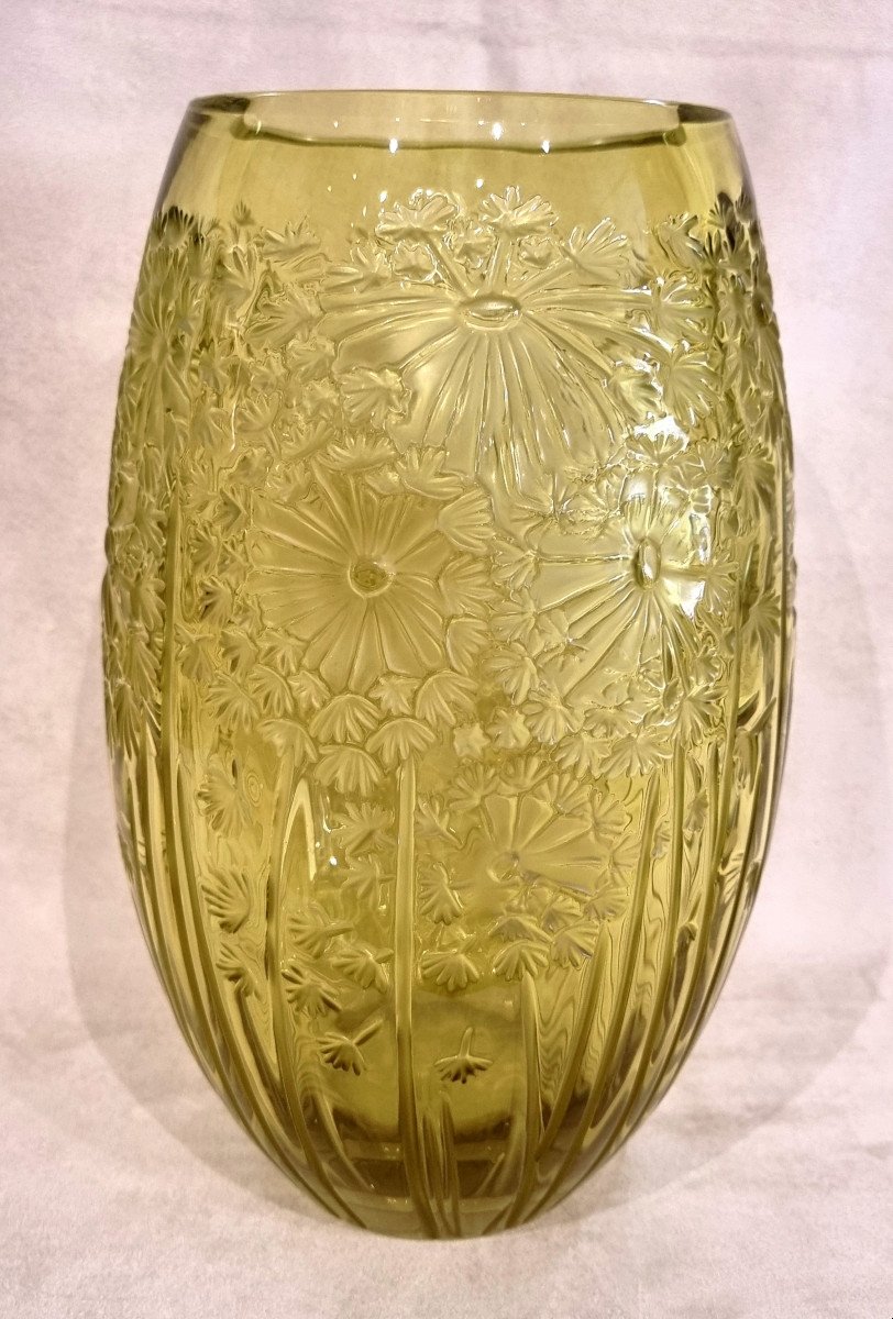 Lalique Bucolic Vase Large Model Anise Color Crystal With Box-photo-4