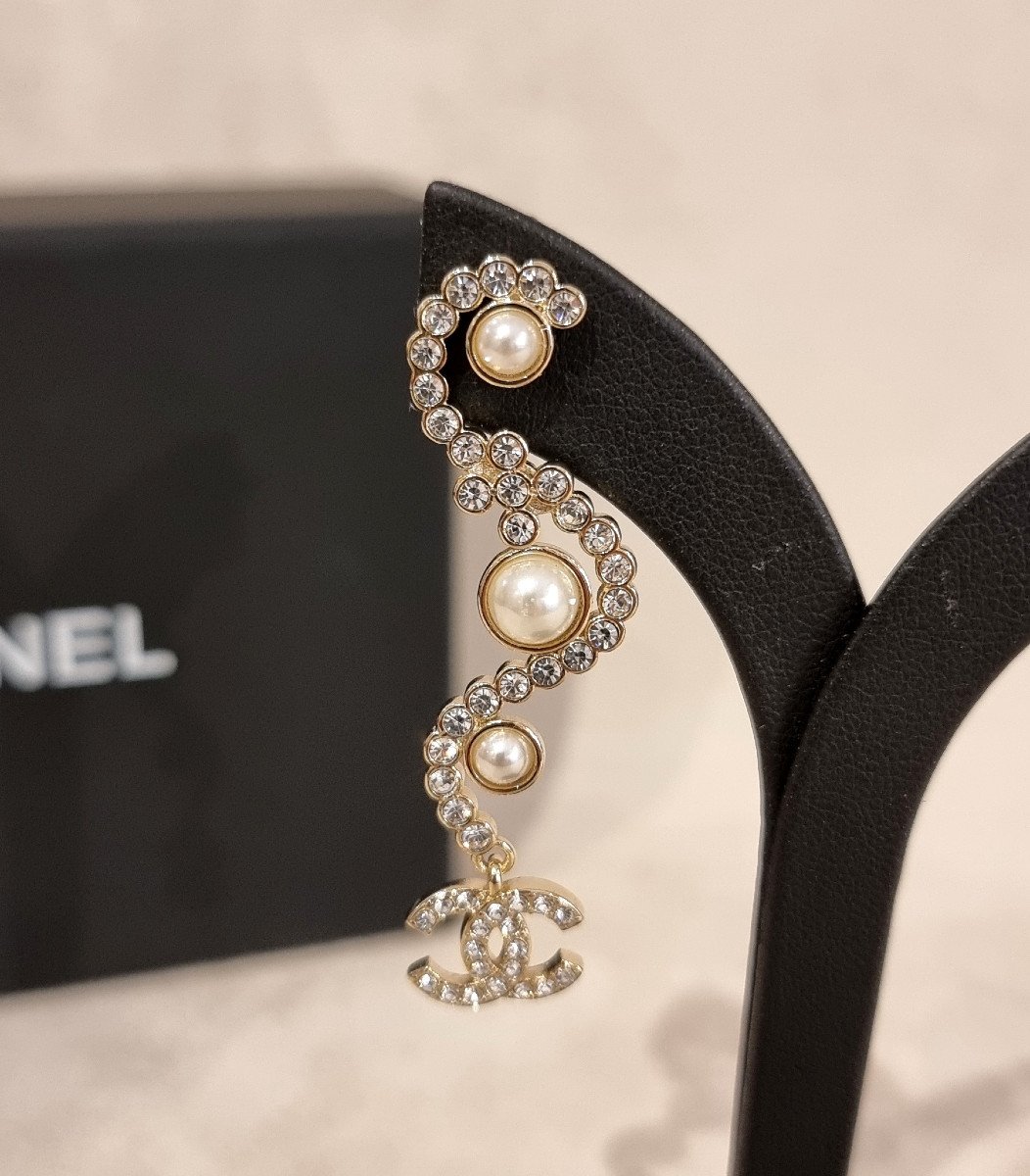 Chanel Paire De Boucles D'oreilles Pendants -photo-3