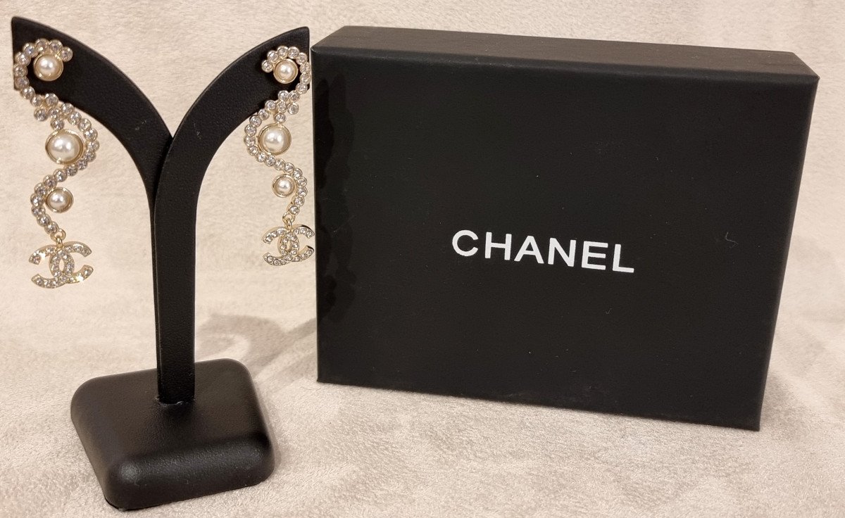 Chanel Paire De Boucles D'oreilles Pendants -photo-4